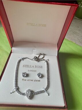 Stella Rose Adjustable Bracelet and Earrings Set NIB
